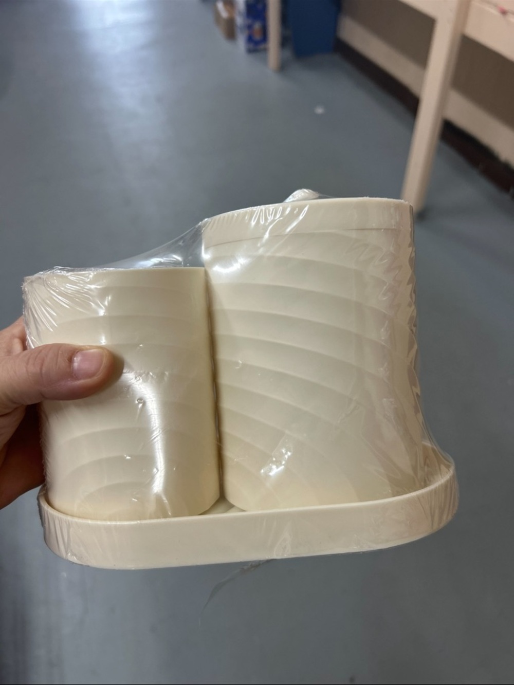 Cream Plastic Cup and Tray Set